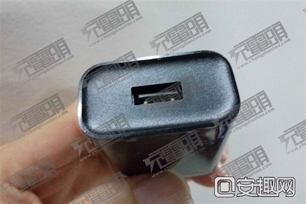 小米5充电器曝光：QC3.0 12V快充