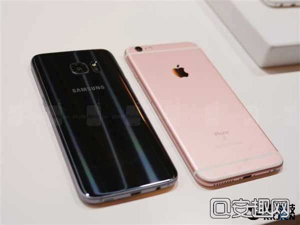 迄今最美手机！三星S7 Edge真机对比苹果6s Plus