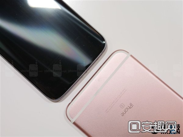 迄今最美手机！三星S7 Edge真机对比苹果6s Plus