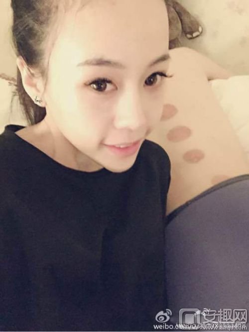 LOL女主播卡卡被爆当小三 原配只求离婚