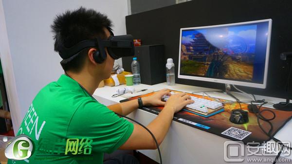 跻身VR行业第一 绿岸领衔发布国内首款VR端游