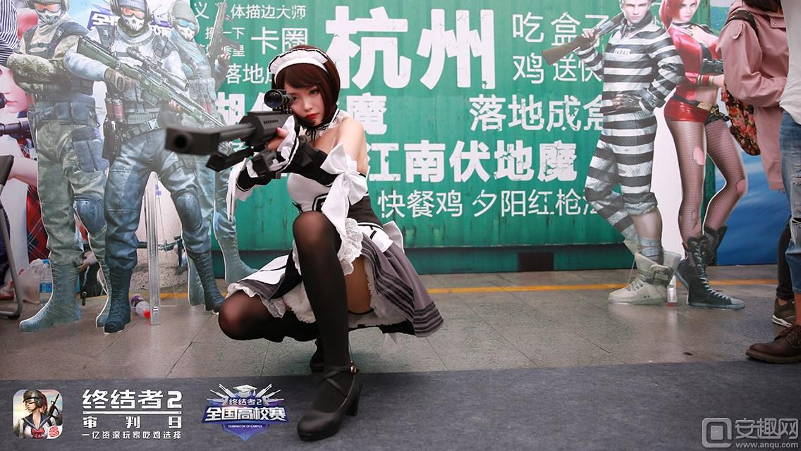 图五：杭州站女仆装美女coser_副本.jpg